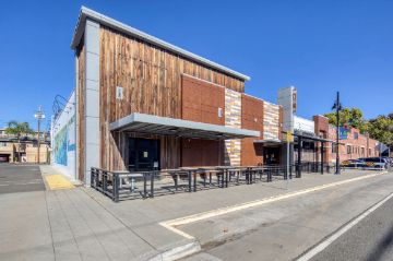 915 R Street Real Estate Listing Photo