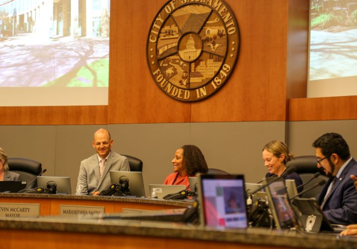 Left to right: Mayor Kevin McCarty, City Manager Maraskeshia Smith, Councilmember Caity Maple, Mayor Pro Tem Eric Guerra at City Council meeting
