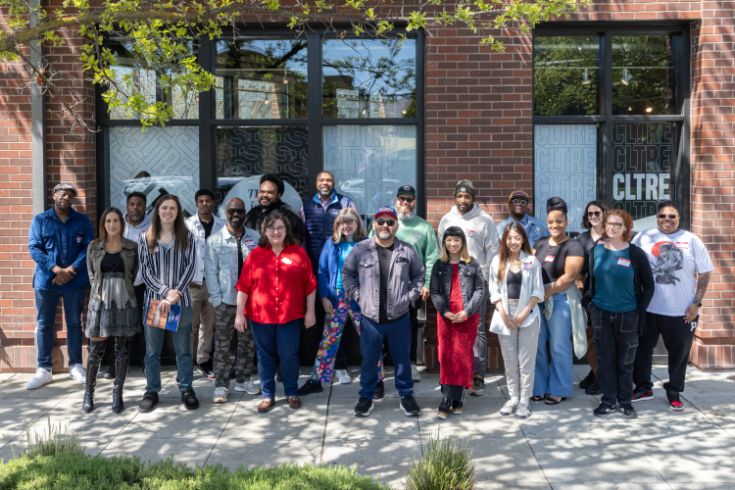 Group photo of 20 people