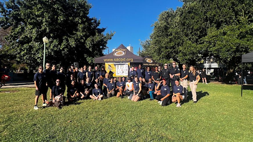 Large group photo, Sacramto PD logo