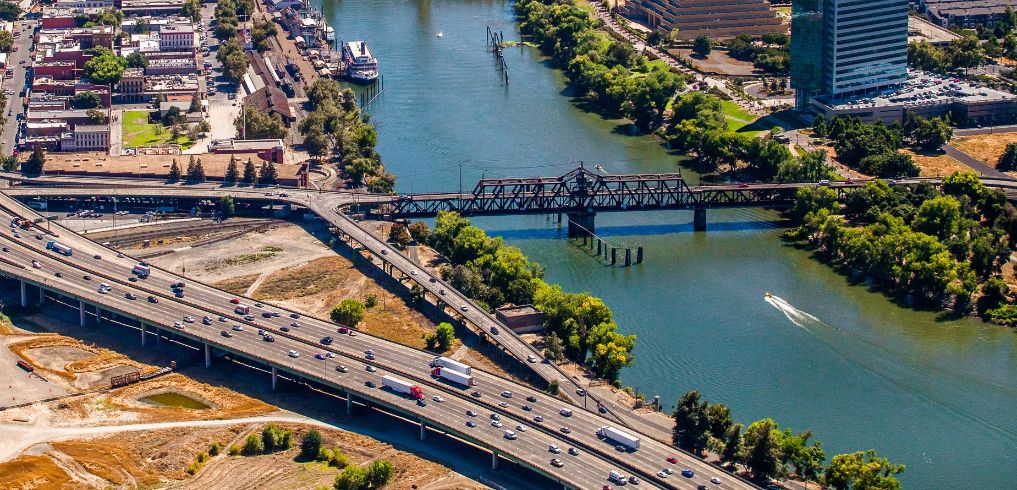 I street bridge, aerial view, river, traffic