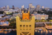 Skyline of Sacramento with the tower bridge in the foreground 