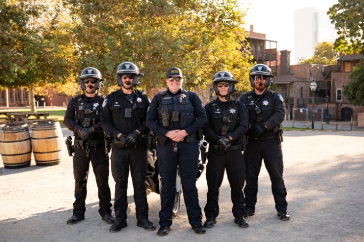 5 motor officers in Old Sacramento