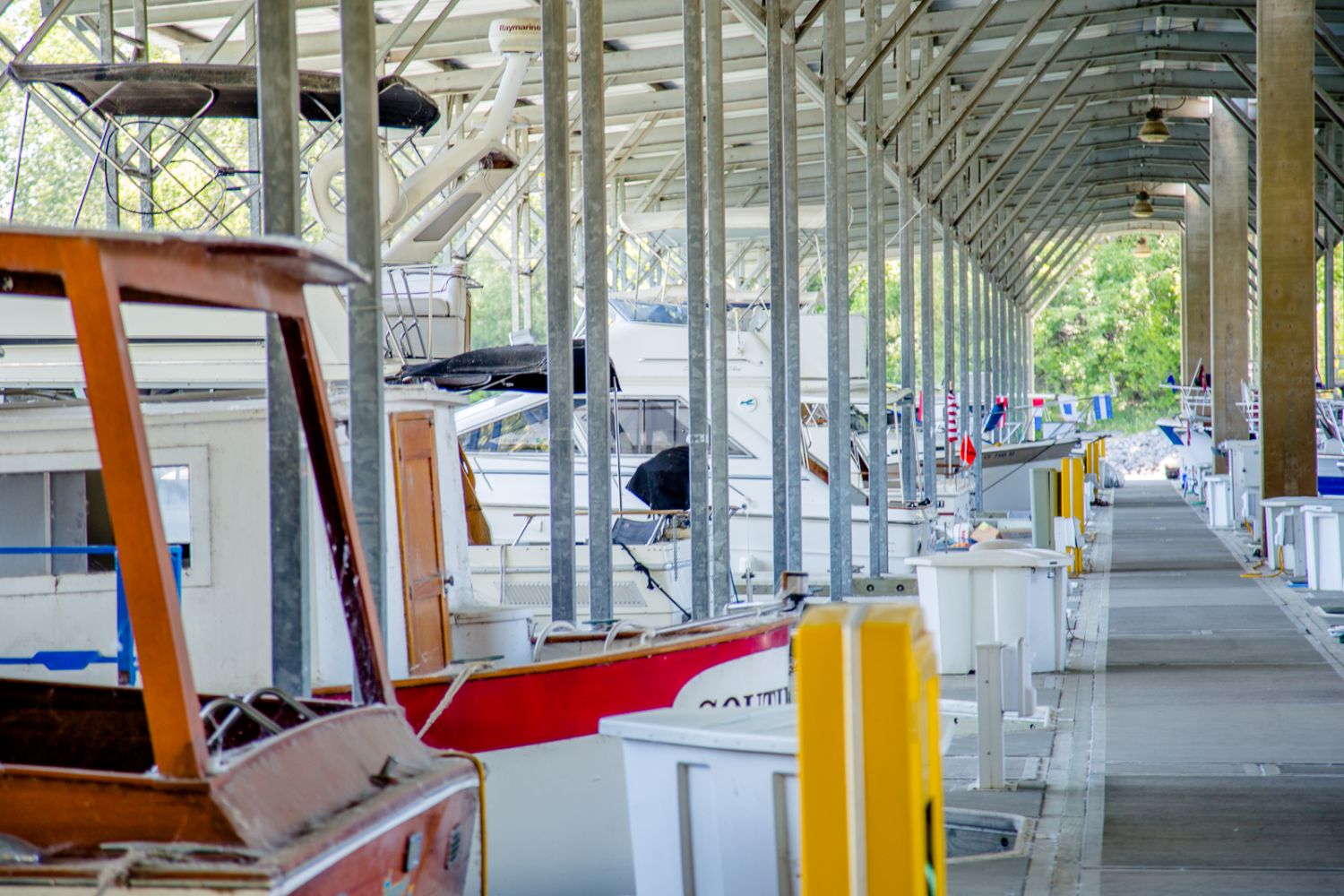Image of vessels in boat slips at Sacramento Marina